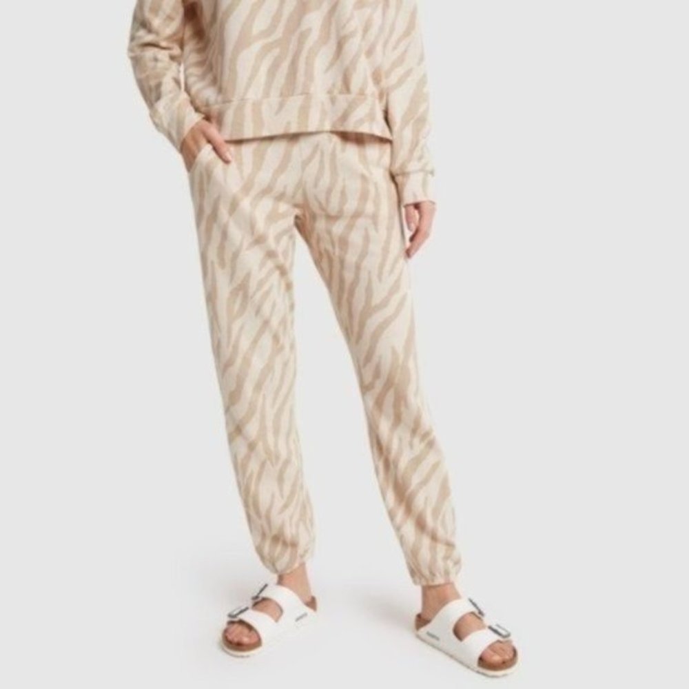 MONROW Zebra Chill Jogger Sweatpants - NWT - Size XS
